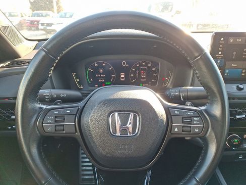 Used 2024 Honda Accord Sport image 19