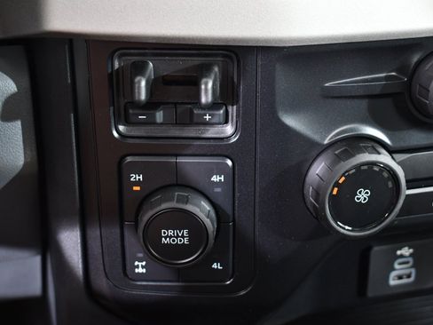 New 2025 Ford F350 XL w/ XL Chrome Package image 31