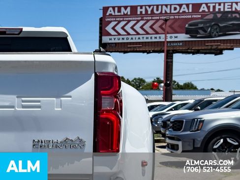 Used 2021 Chevrolet Silverado 3500 High Country AWD/4WD image 5