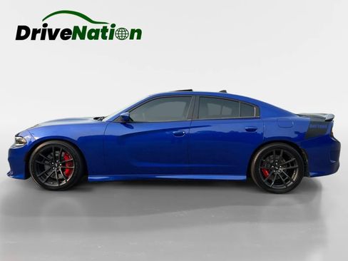 Used 2018 Dodge Charger R/T RWD image 8