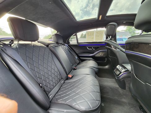 Used 2021 Mercedes-Benz S 580 4MATIC Sedan w/ AMG Line image 28