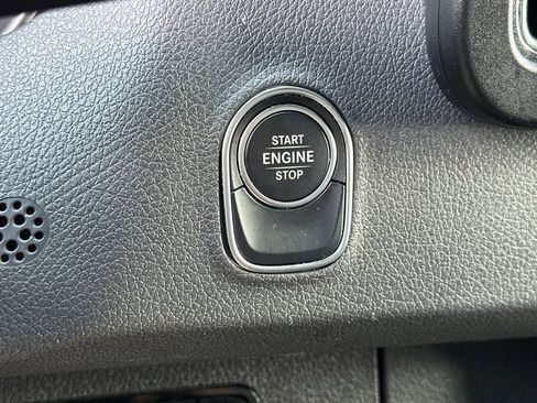 Used 2024 Mercedes-Benz Sprinter 2500 image 23