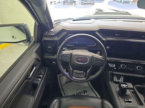 Used 2023 GMC Sierra 1500 AT4 w/ AT4 Premium Package image 12