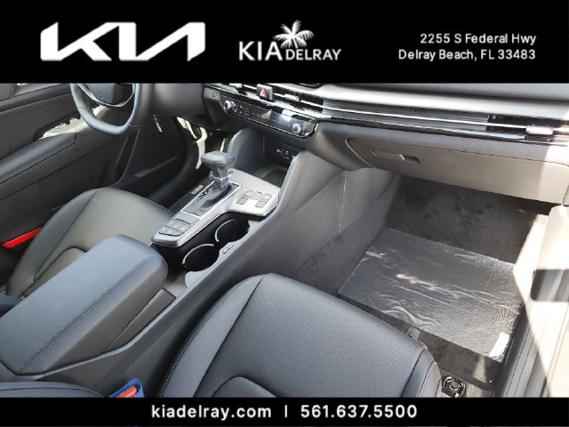 New 2026 Kia Sportage EX FWD image 10