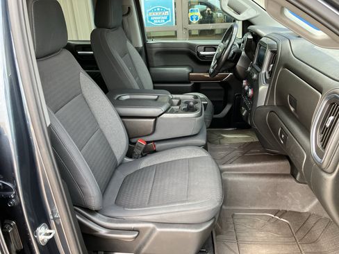 Used 2020 Chevrolet Silverado 1500 LT w/ All-Star Edition image 11