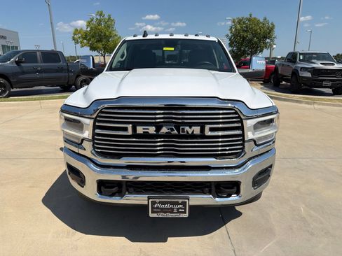 Used 2024 RAM 3500 Laramie w/ Chrome Bumper Package AWD/4WD image 8