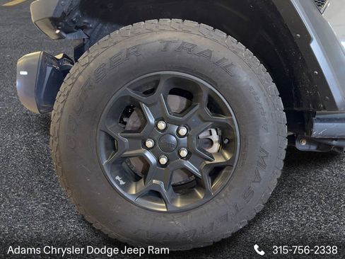 Used 2023 Jeep Wrangler Unlimited w/ Cold Weather Group image 22