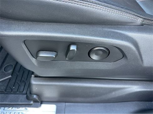 Used 2023 Chevrolet Silverado 1500 High Country w/ Z71 Off-Road Package image 35