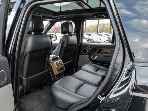 Used 2018 Land Rover Range Rover Supercharged image 48