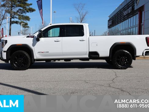 Used 2026 GMC Sierra 2500 AT4 image 8