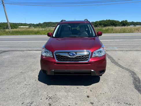 Used 2014 Subaru Forester 2.5i Premium w/ Popular Package #2 AWD/4WD image 4