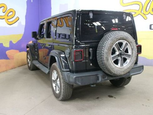 Used 2019 Jeep Wrangler Unlimited Sahara w/ Uconnect 4C Nav & Sound Group AWD/4WD image 6