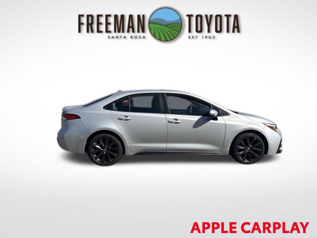 Used 2024 Toyota Corolla SE w/ SE Premium Package FWD image 4