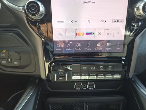 New 2026 RAM 2500 Laramie w/ Sport Appearance Package image 30