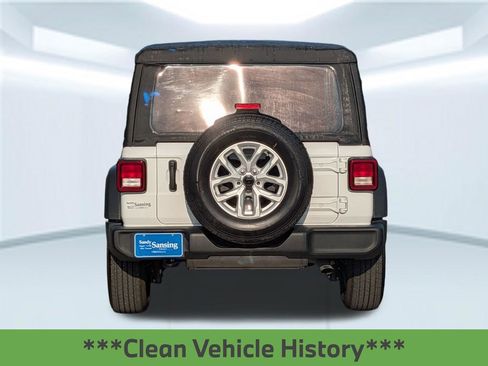 Used 2023 Jeep Wrangler Sport AWD/4WD image 5