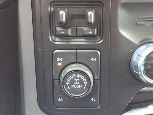 Certified 2023 Ford F150 Lariat w/ Equipment Group 502A High image 19