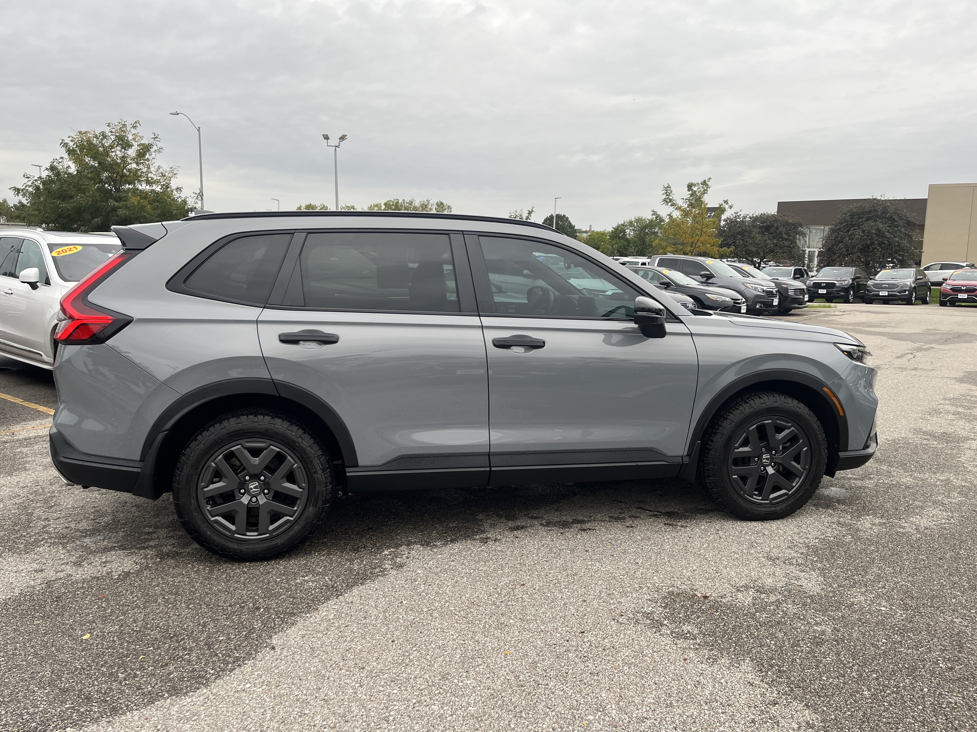 Used 2026 Honda CR-V TrailSport image 4