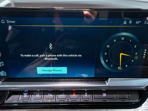 Used 2025 Chevrolet Silverado 3500 LTZ w/ LTZ Plus Package image 26