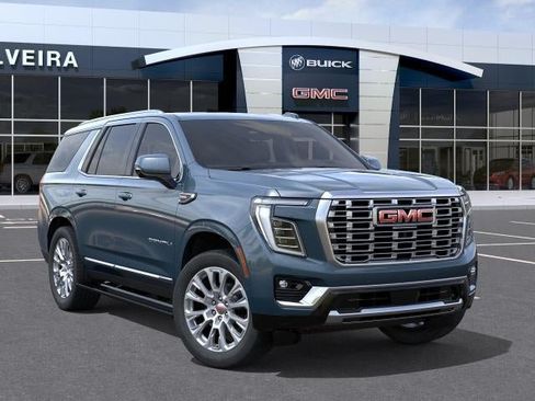 New 2026 GMC Yukon Denali w/ Denali Reserve Package AWD/4WD image 7