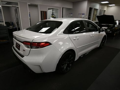 Used 2024 Toyota Corolla SE FWD image 15