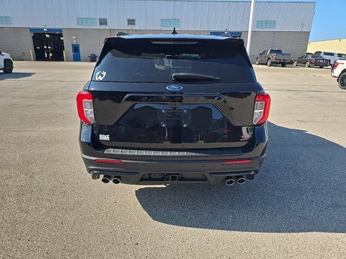 Used 2023 Ford Explorer ST w/ Technology Package AWD/4WD image 5