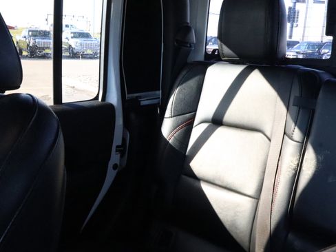 Used 2020 Jeep Gladiator Rubicon image 12