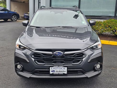 Used 2024 Subaru Crosstrek 2.0i Premium AWD/4WD image 2