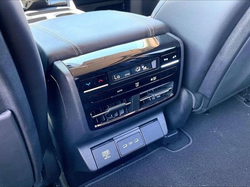 Certified 2026 Acura MDX FWD w/ Technology Package image 30