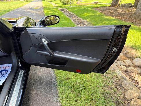 Used 2010 Chevrolet Corvette Grand Sport w/ Roof Package RWD image 52