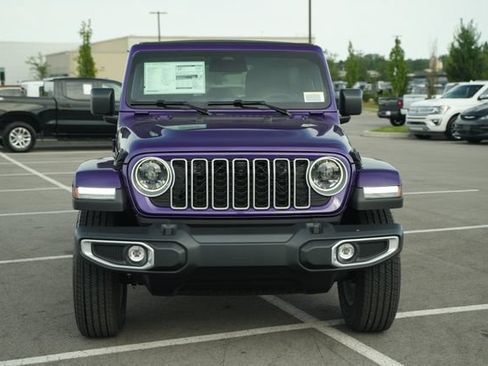 New 2026 Jeep Wrangler Unlimited Sahara AWD/4WD image 2