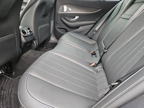 Used 2021 Mercedes-Benz E 350 Sedan image 21