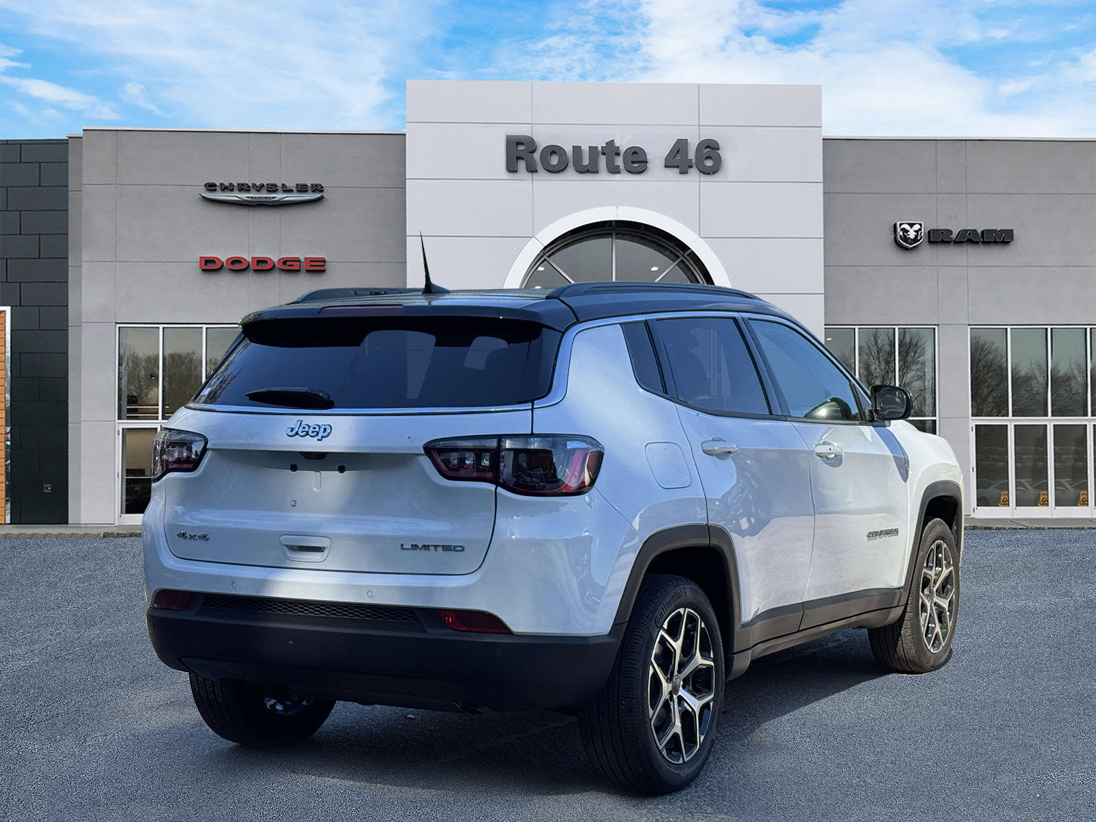 Used 2025 Jeep Compass Limited AWD/4WD image 5