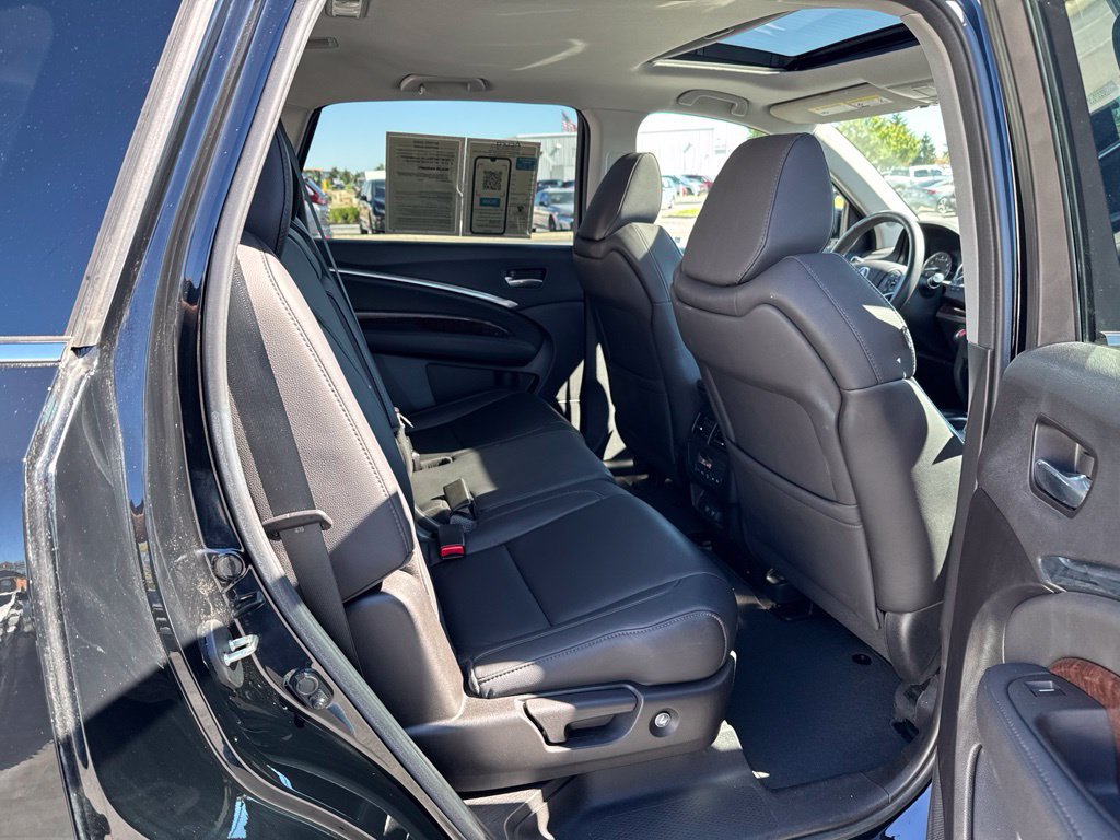 Certified 2018 Acura MDX w/ Technology Package FWD image 40