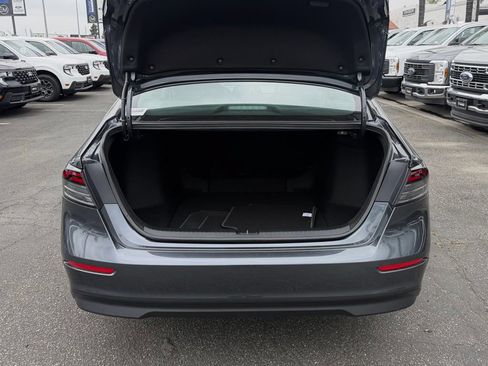 Used 2025 Honda Accord LX image 12