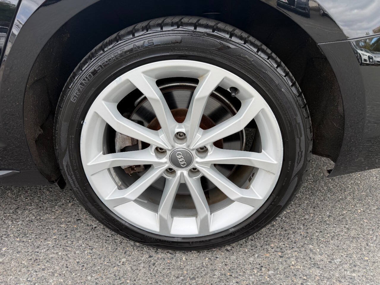 Used 2019 Audi A4 2.0T Premium w/ Convenience Package AWD/4WD image 13