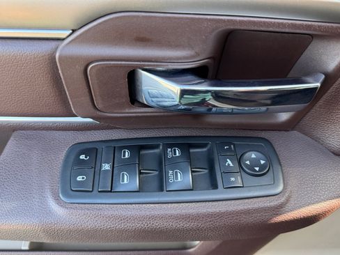 Used 2019 RAM 1500 Big Horn RWD image 3