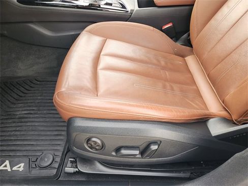 Used 2021 Audi A4 2.0T Premium Plus w/ Premium Plus Package image 24