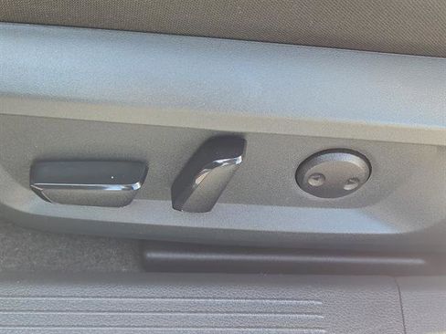 Certified 2023 Nissan Rogue SV image 45