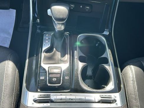 Used 2024 Kia Carnival SX Prestige FWD image 22