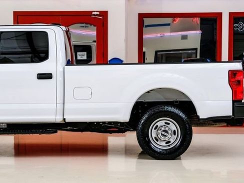 Used 2022 Ford F350 XL w/ Power Equipment Group image 13