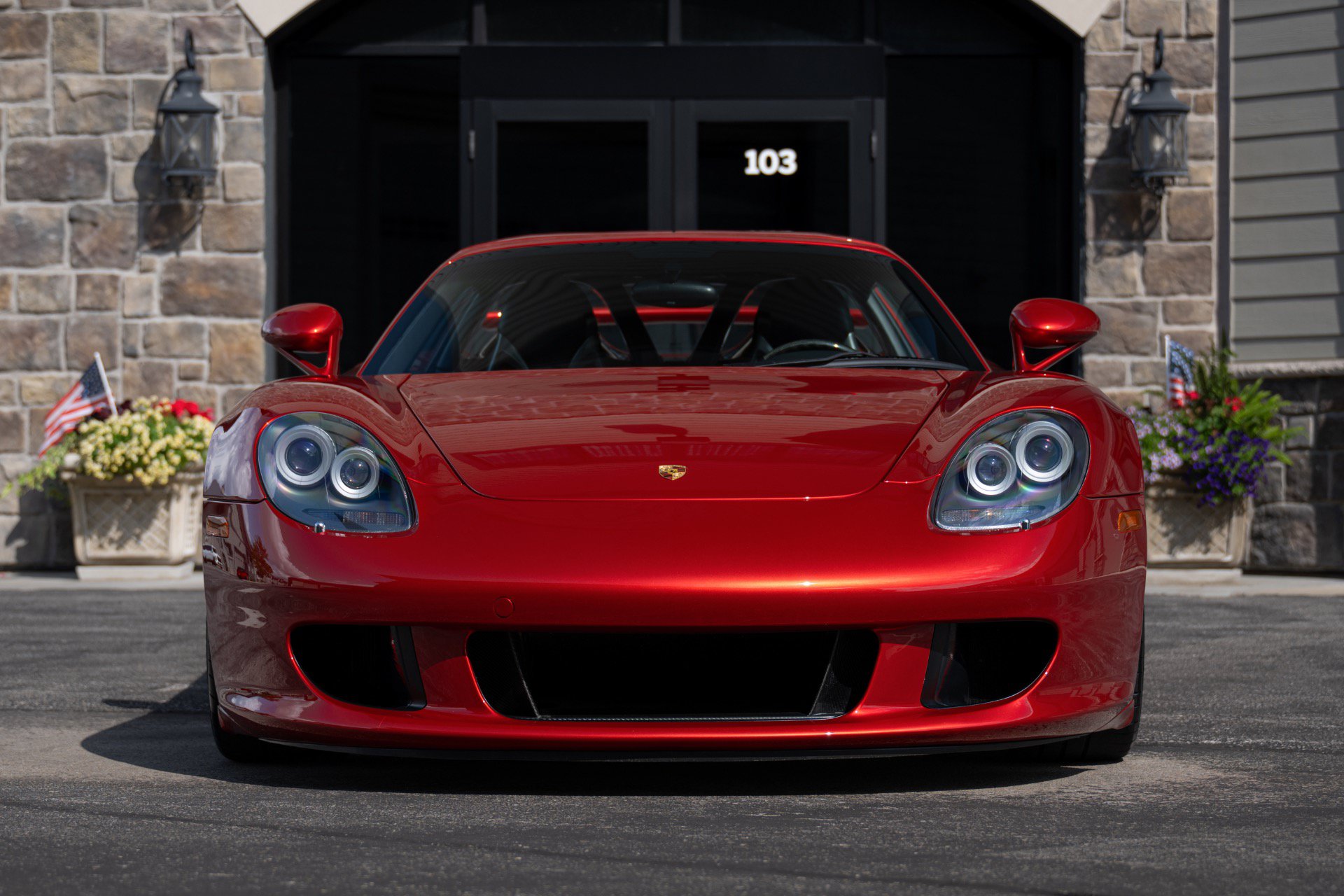 Used 2005 Porsche Carrera GT RWD image 30
