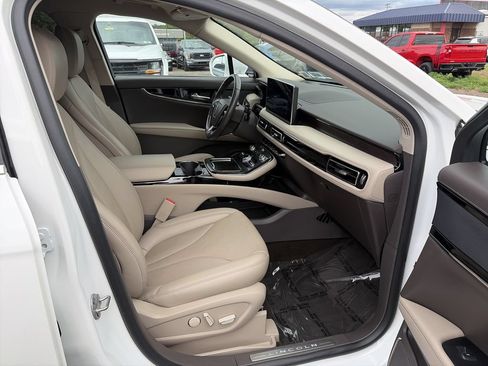 Certified 2023 Lincoln Nautilus Reserve AWD/4WD image 17