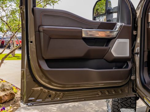 Used 2026 Ford F450 King Ranch w/ Chrome Package image 37