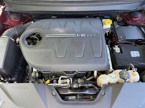 Used 2020 Jeep Cherokee Trailhawk AWD/4WD image 43