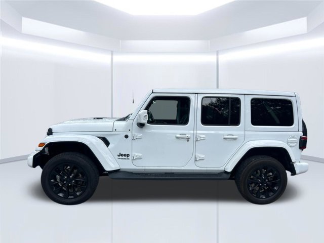 Used 2022 Jeep Wrangler Unlimited Sahara AWD/4WD image 13