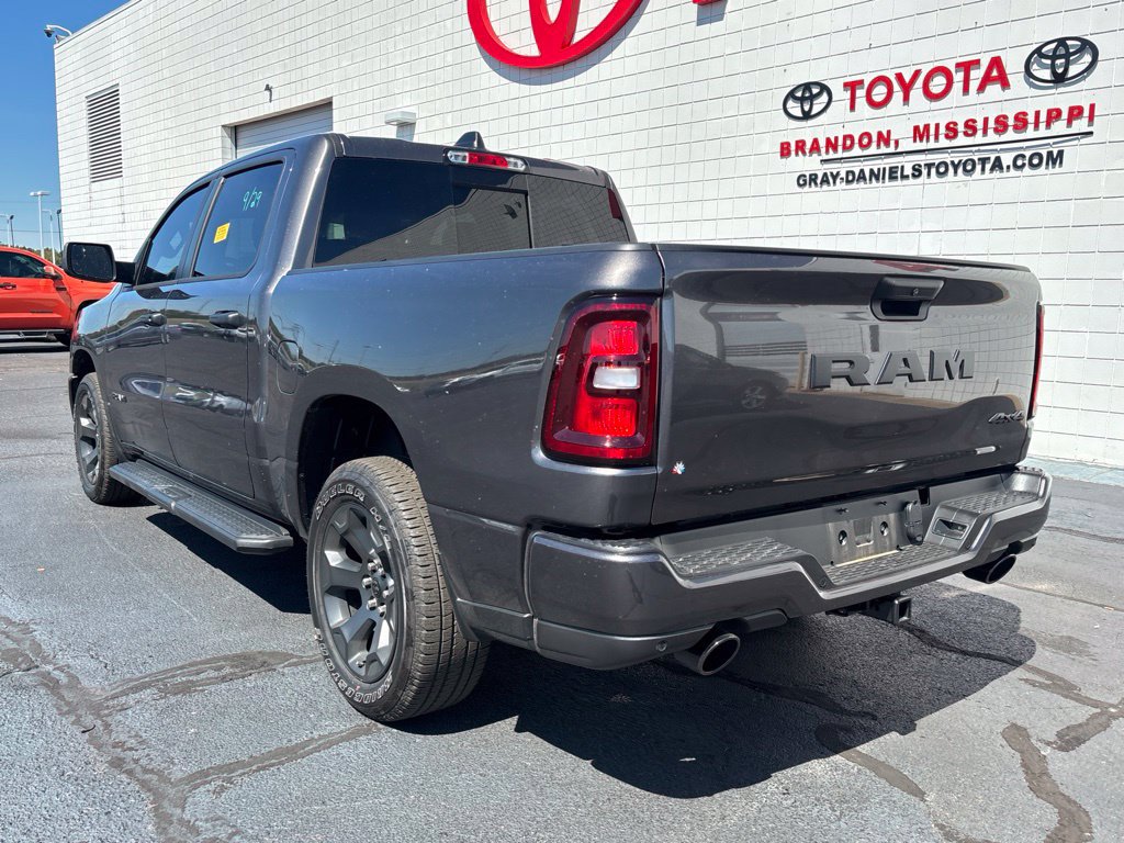 Used 2026 RAM 1500 Express AWD/4WD image 6