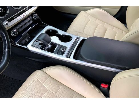 Used 2023 Kia Stinger GT2 AWD/4WD image 16