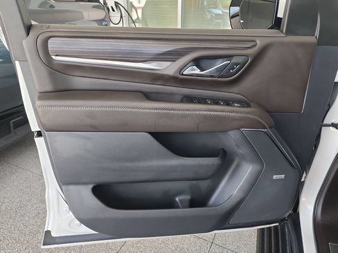 Certified 2023 GMC Yukon XL Denali AWD/4WD image 22