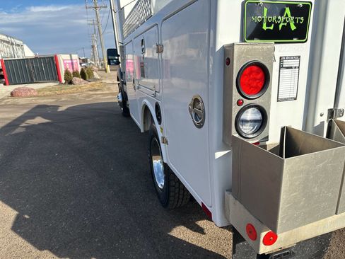 Used 2012 Ford F450 XL image 24