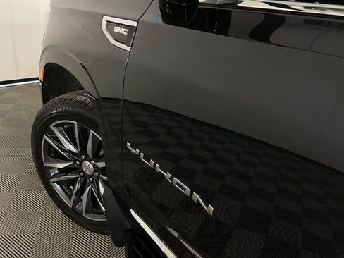 Used 2023 GMC Yukon SLT image 41